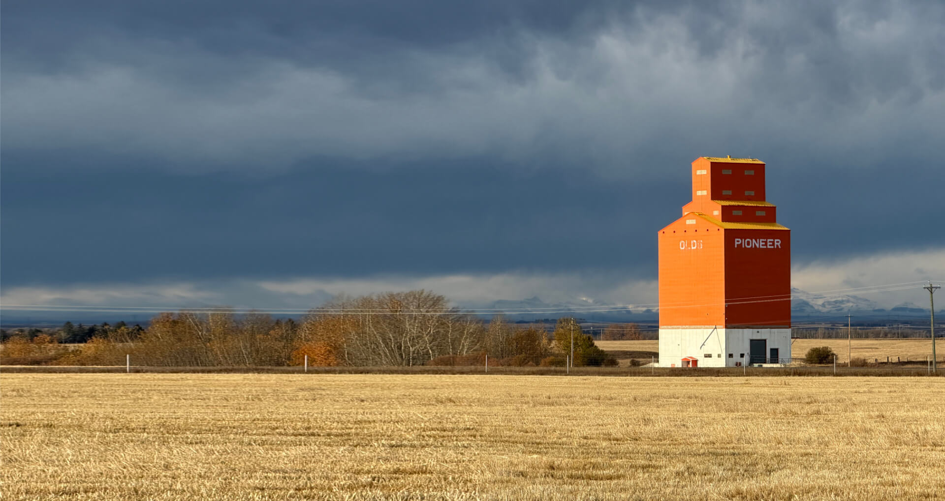 Olds, Alberta grain elevator